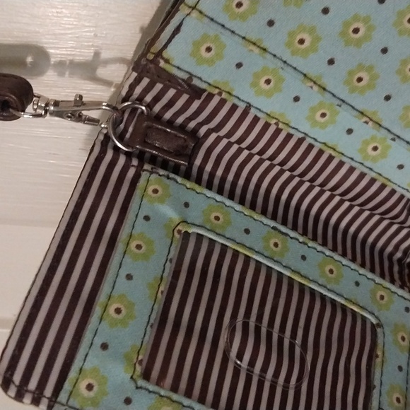 Thirty-One Wallet - Picture 3 of 6